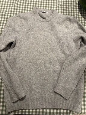 Zara Men's Heather Gray Crewneck Sweater